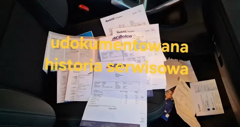 Volvo V60 cena 37999 przebieg: 200000, rok produkcji 2013 z Gąbin małe 562